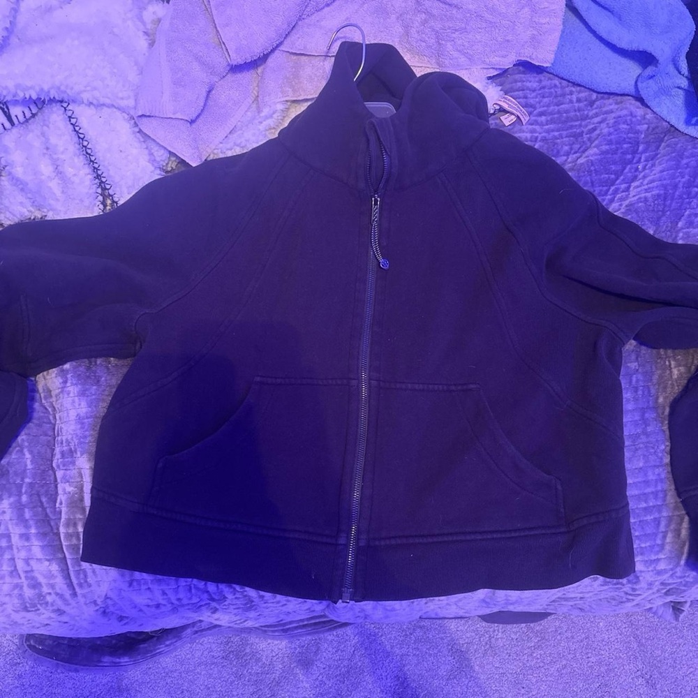 lulu lemon zip up size medium